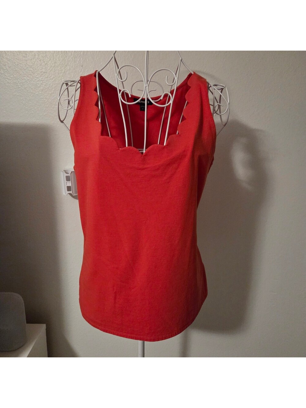 Express Medium Red Scallop Edge Sleeveless Tank Top